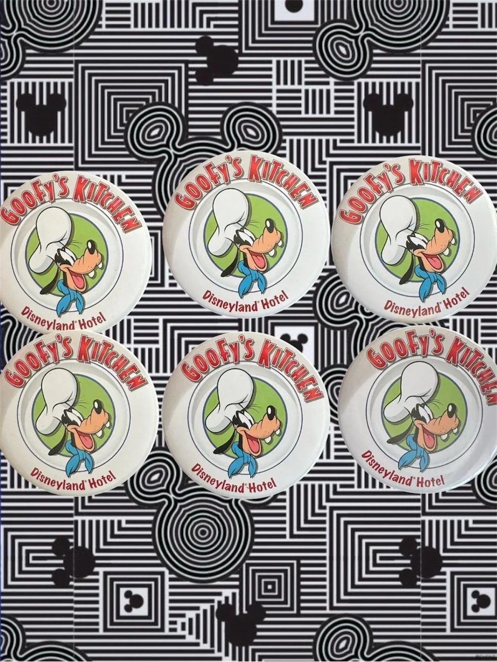 Goofy's Kitchen Disneyland Hotel Buttons - Set of 6